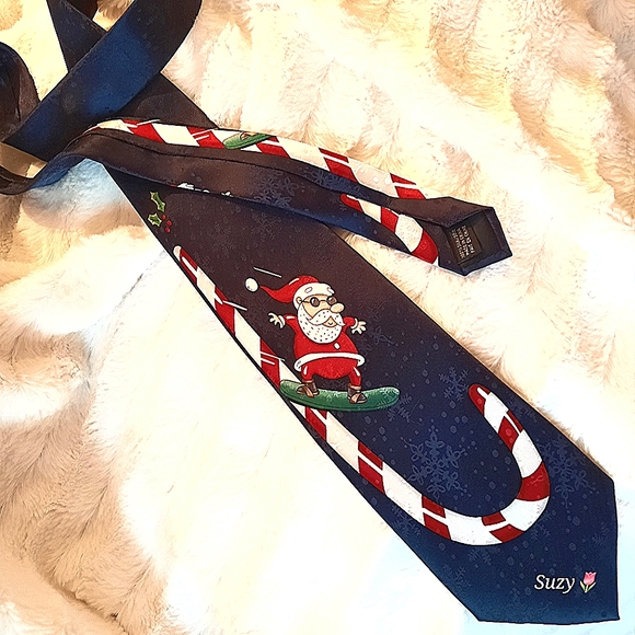100% Silk Santa Snowboarding Candy Cane Tie - Picture 4 of 9